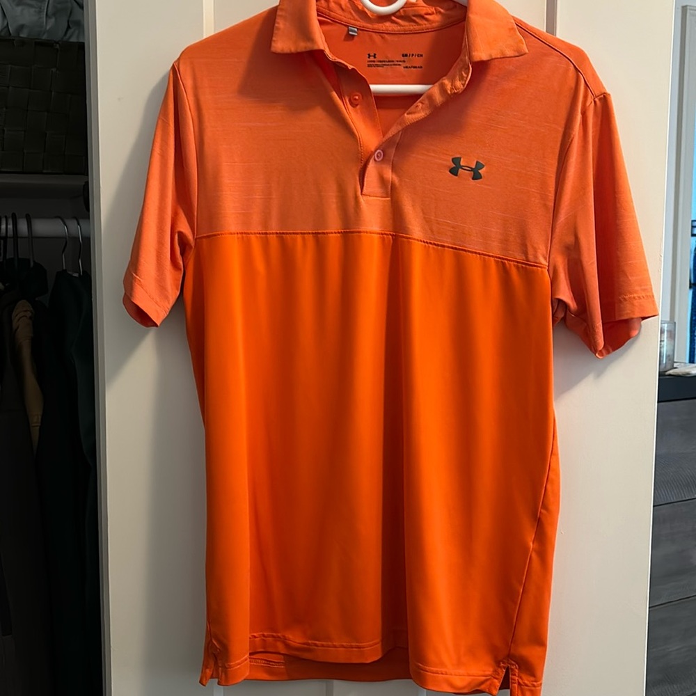 Men’s Under armour polo size small